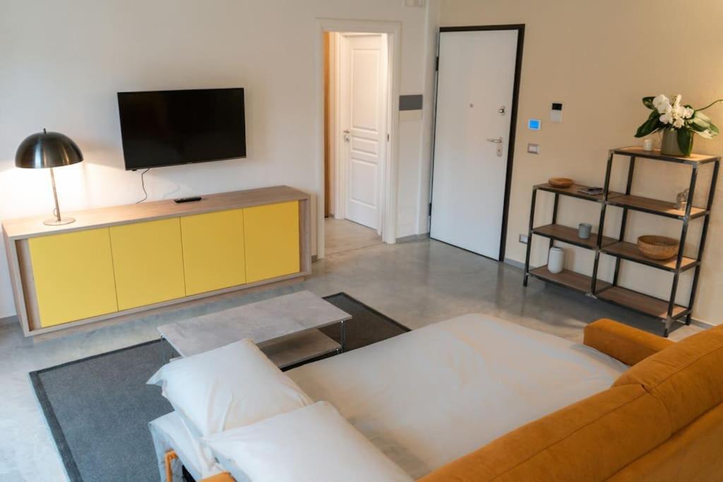 Centro Storico Recinto Dei Nobili 4-Private Parking Apartment อัสตี ภายนอก รูปภาพ